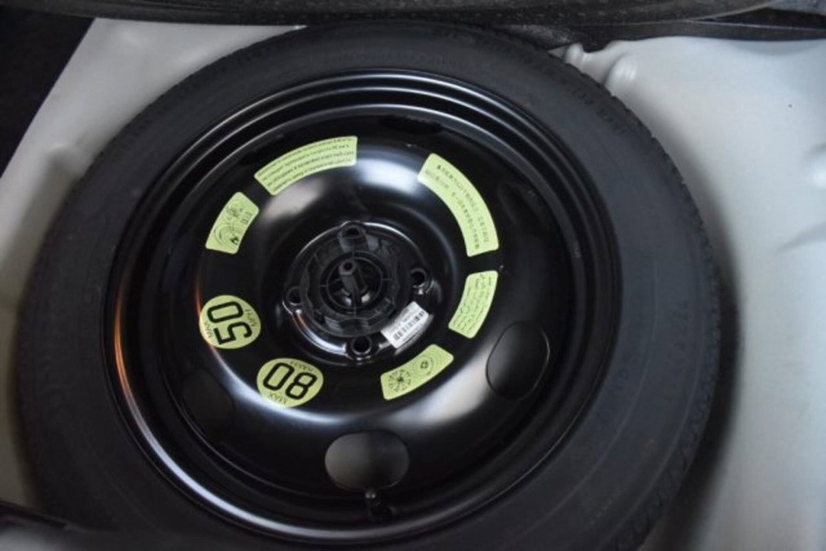 Citroen C3 BlueHDi 100 S&S Shine (16)