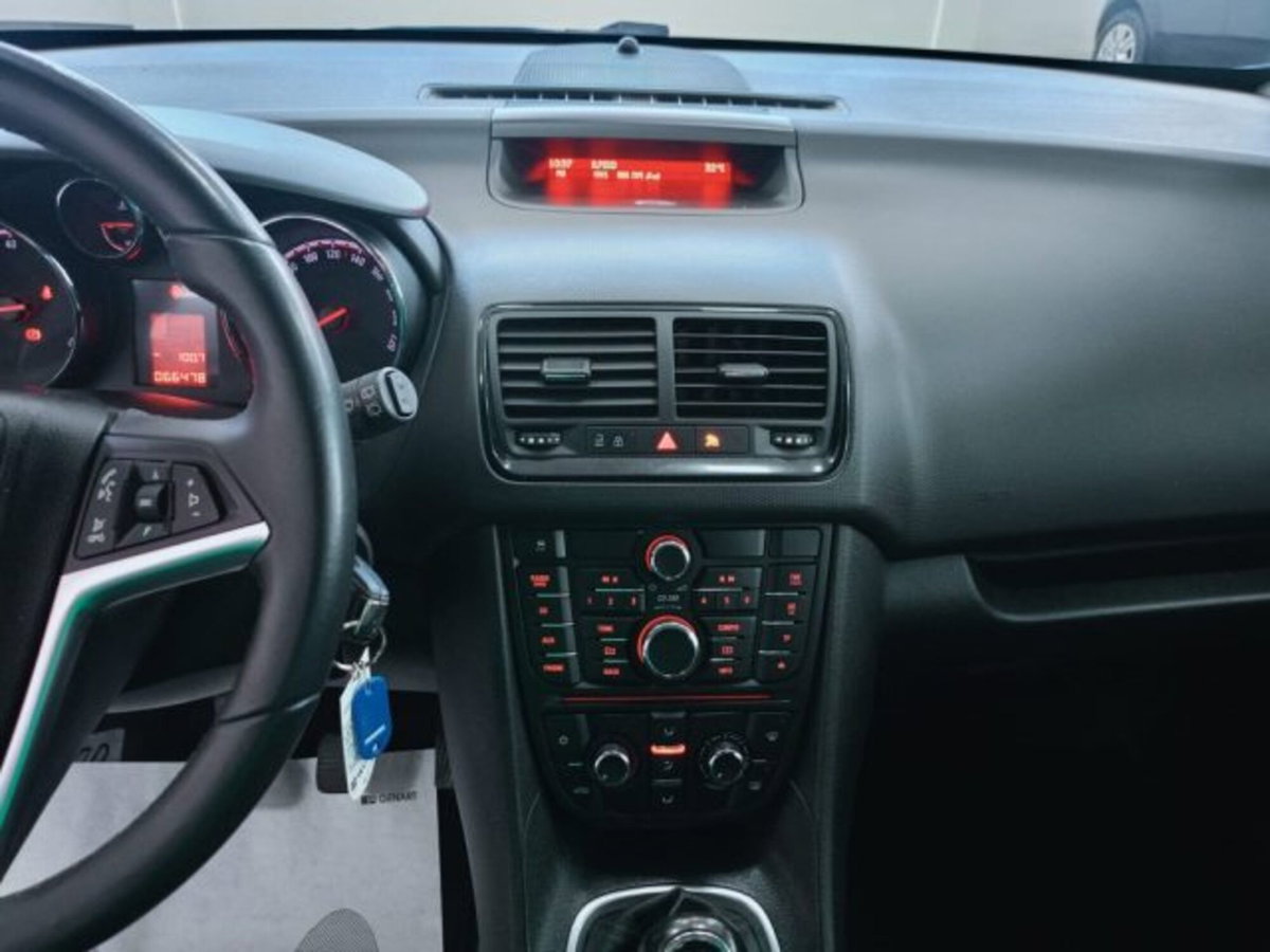 Opel Meriva 1.4 100CV Elective (19)