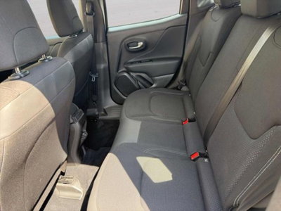 Jeep Renegade 1.3 T4 190CV PHEV 4xe AT6 Limited (10)