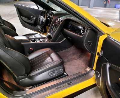 Bentley Continental GTC Continental GTC V8 S (19)
