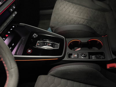 Audi A3 Sportback 40 TFSI quattro S tronic S line edition (17)
