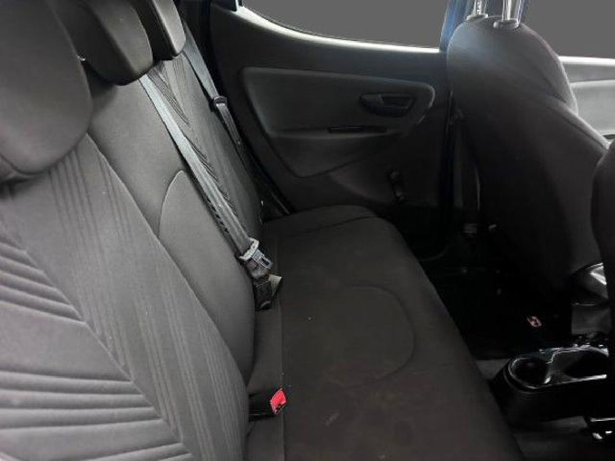 Lancia Ypsilon 1.0 FireFly 5 porte S&S Hybrid Ecochic Gold (3)