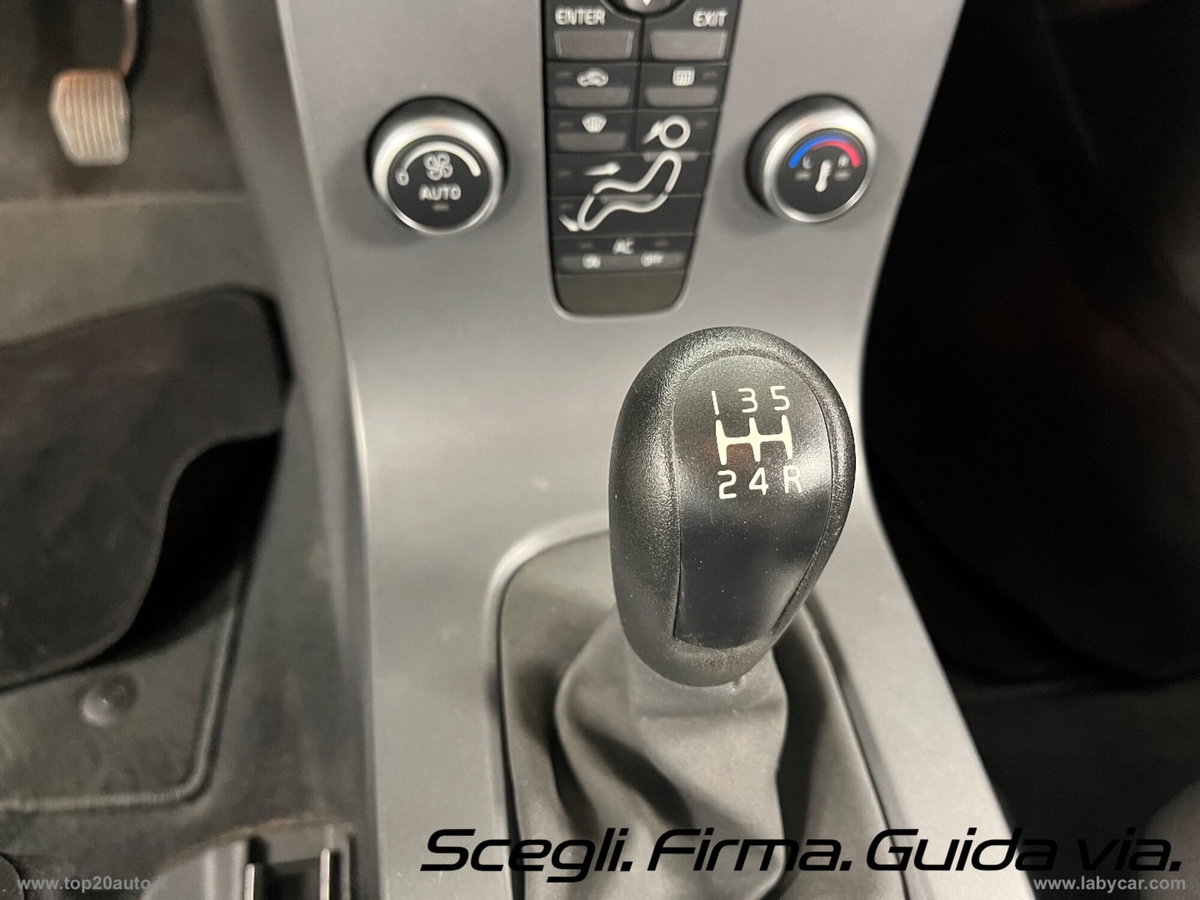 Volvo C30 1.6 D DRIVe Kinetic (9)