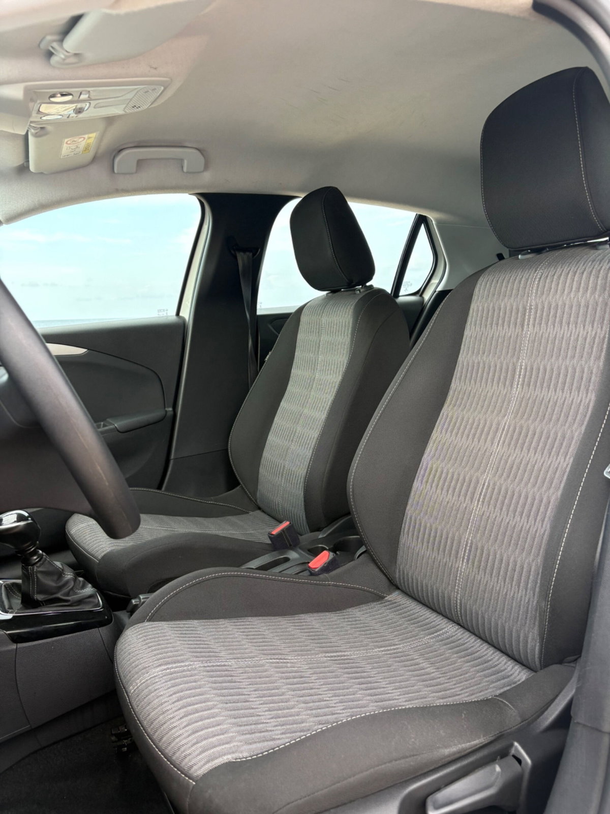 Opel Corsa 1.5 D 100 CV Edition (11)