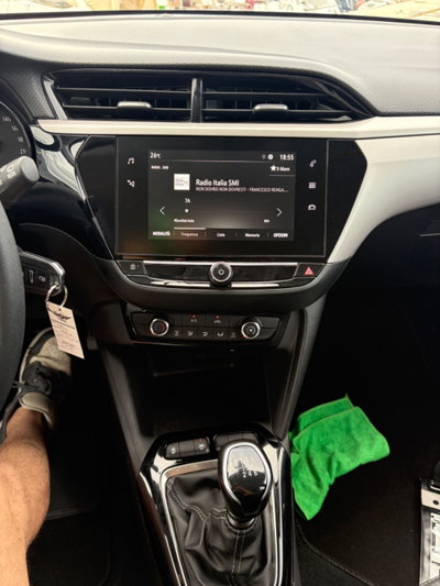 Opel Corsa 1.5 D 100 CV Edition (14)