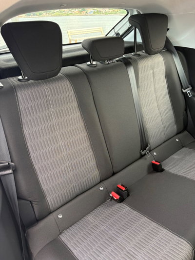 Opel Corsa 1.5 D 100 CV Edition (20)