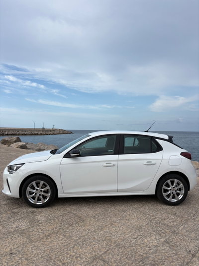 Opel Corsa 1.5 D 100 CV Edition (4)