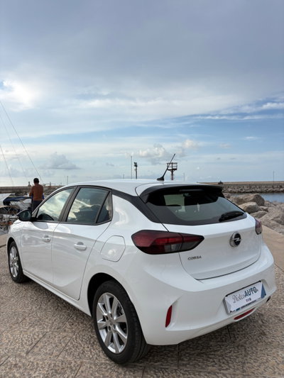 Opel Corsa 1.5 D 100 CV Edition (5)