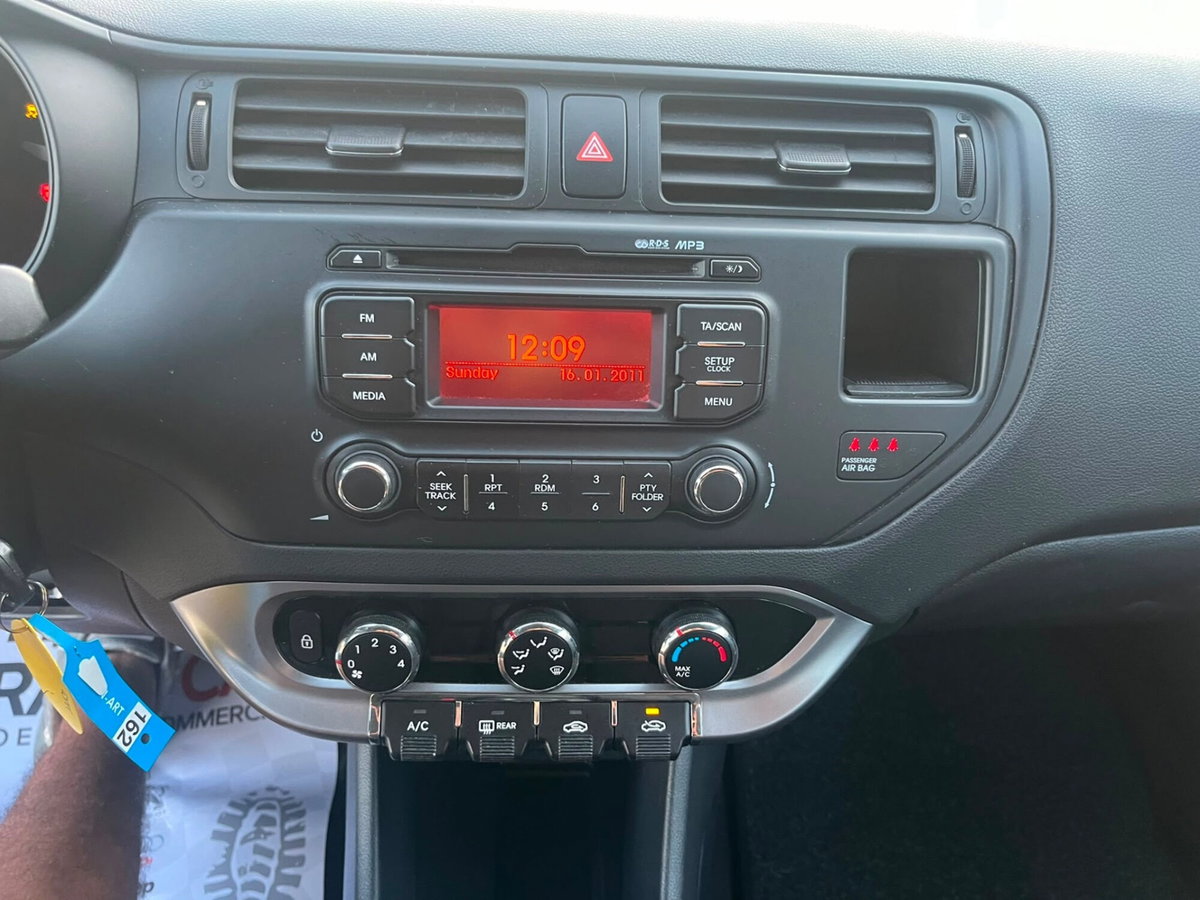 Kia Rio 1.2 CVVT 5p. LX (12)