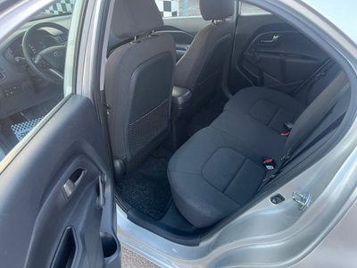 Kia Rio 1.2 CVVT 5p. LX (14)