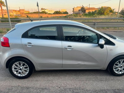 Kia Rio 1.2 CVVT 5p. LX (4)