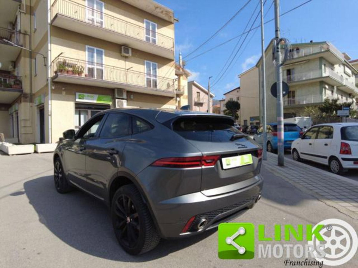 Jaguar E-Pace 2.0D 180 CV AWD aut. R-Dynamic SE (9)