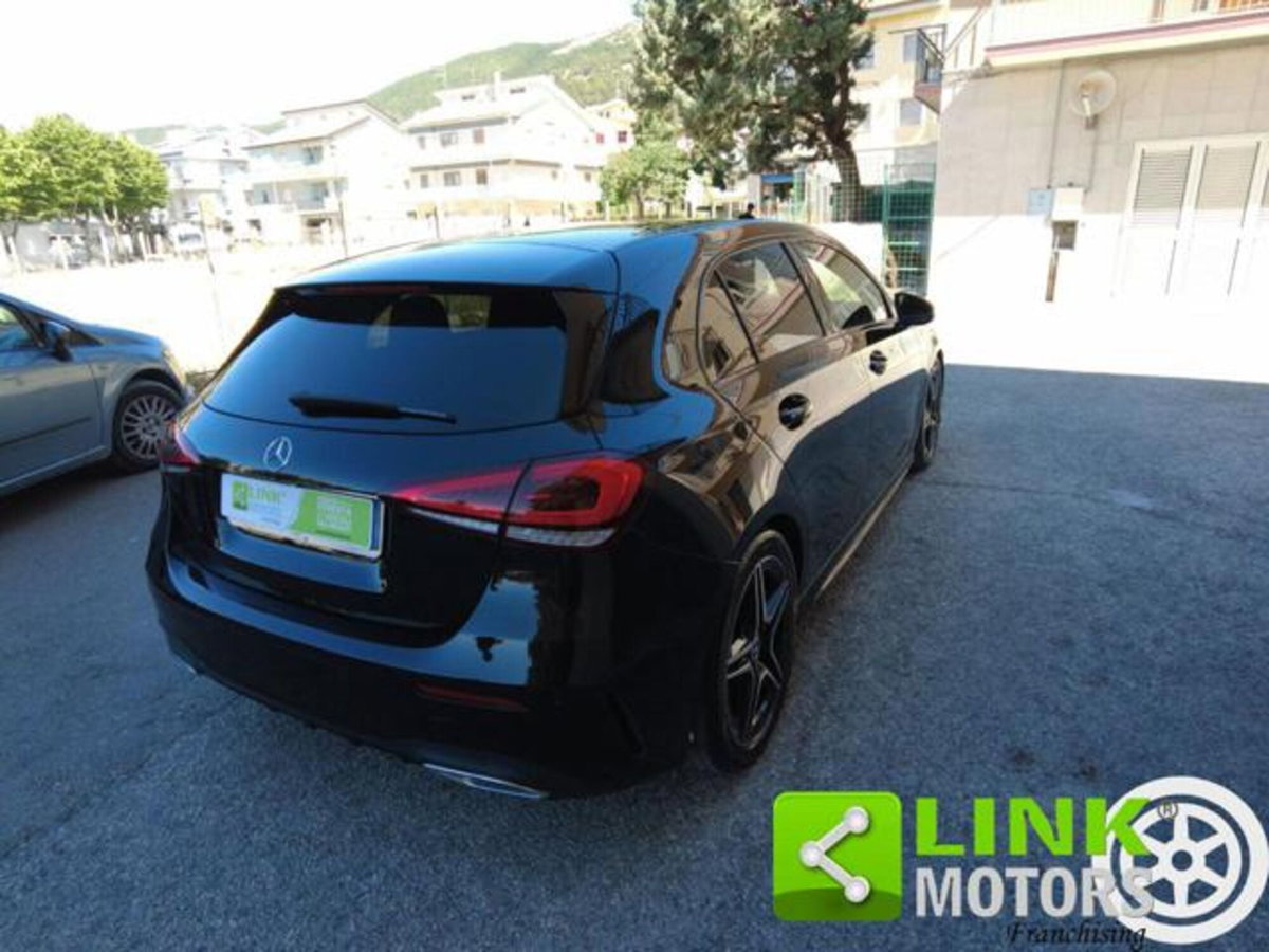 Mercedes-Benz Classe A Sedan 250 Automatic 4Matic 4p. Premium (10)