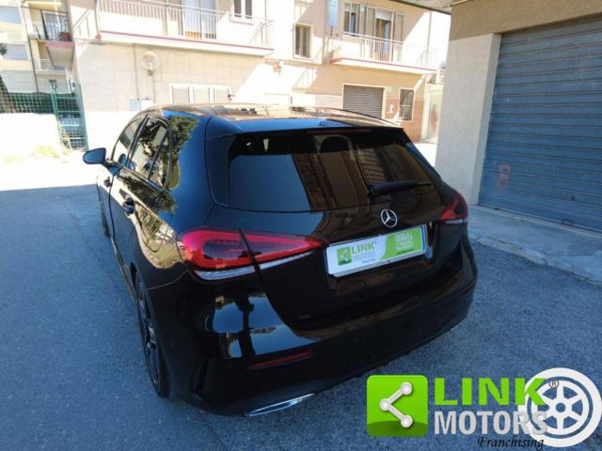 Mercedes-Benz Classe A Sedan 250 Automatic 4Matic 4p. Premium (6)