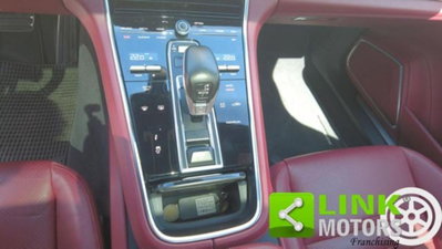 Porsche Panamera 2.9 4 10 years Edition (8)