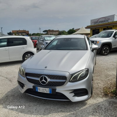 Mercedes-Benz Classe E Coupé 220 d Auto Premium Plus (3)