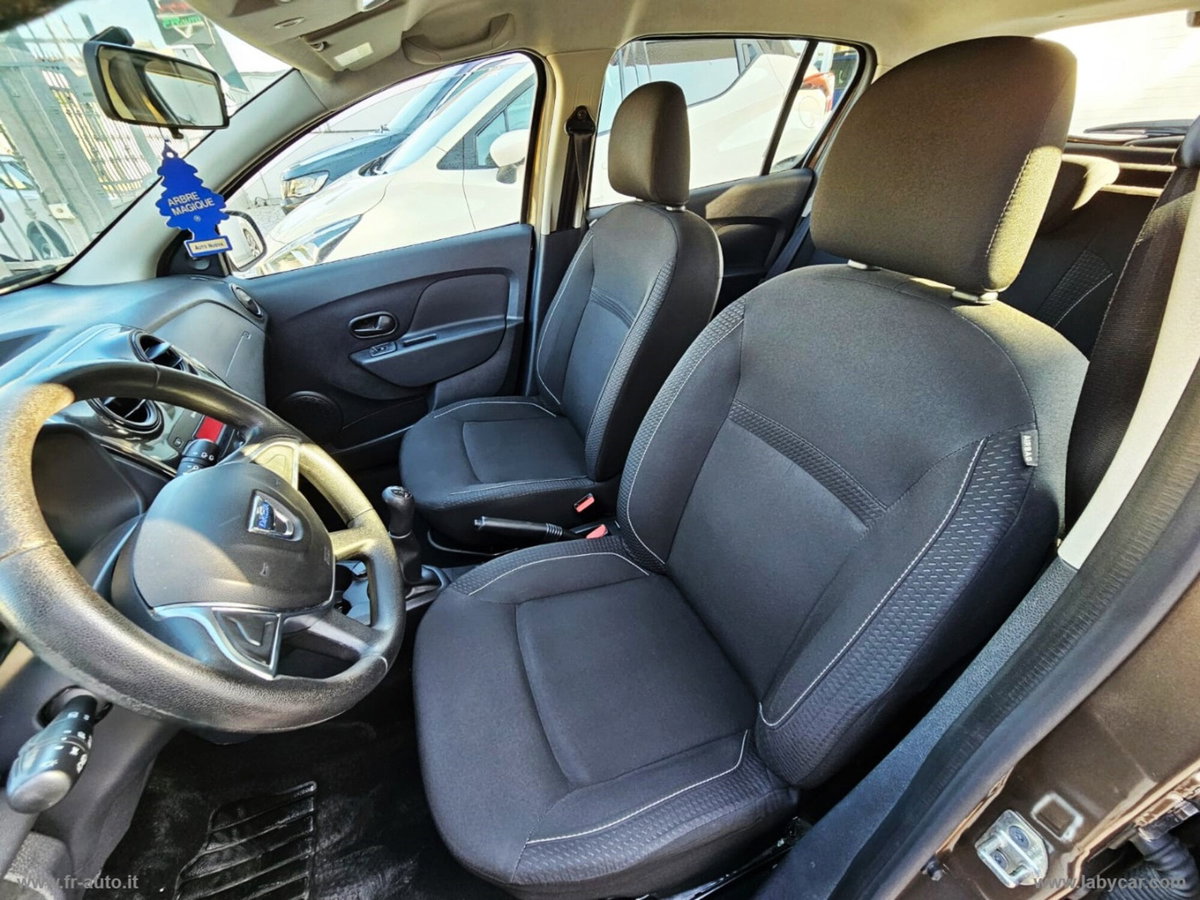 Dacia Sandero 1.5 dCi 8V 75CV Start&Stop Comfort (9)
