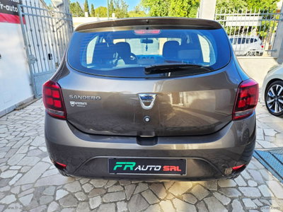 Dacia Sandero 1.5 dCi 8V 75CV Start&Stop Comfort (4)
