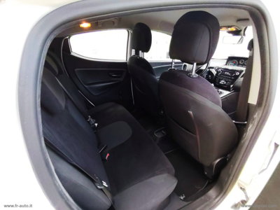 Lancia Ypsilon 1.3 MJT 16V 95 CV 5 porte S&S Silver (10)