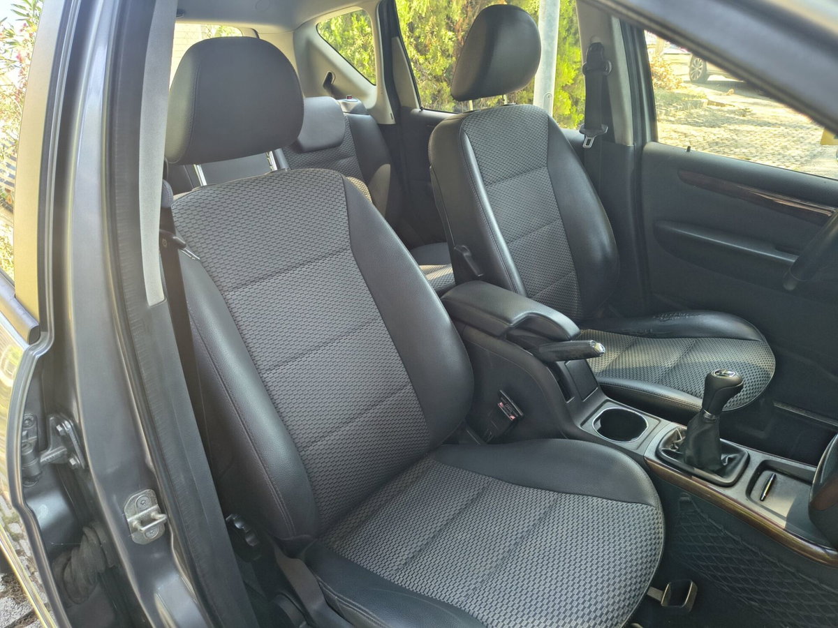 Mercedes-Benz Classe A 180 CDI Elegance (14)