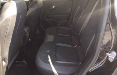 Jeep Renegade 1.5 turbo t4 mhev Renegade 2wd dct (3)