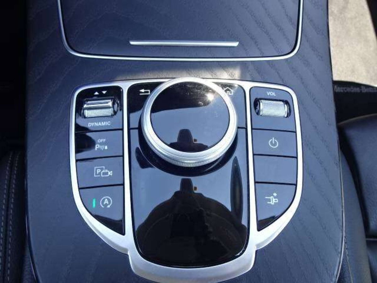Mercedes-Benz Classe E Coupé 220 d 4Matic Premium (11)