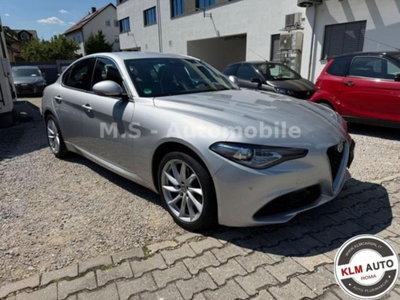 Alfa Romeo Giulia 2.0 Turbo 200 CV AT8 Executive (12)