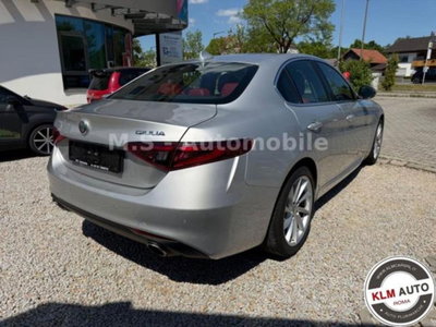 Alfa Romeo Giulia 2.0 Turbo 200 CV AT8 Executive (14)