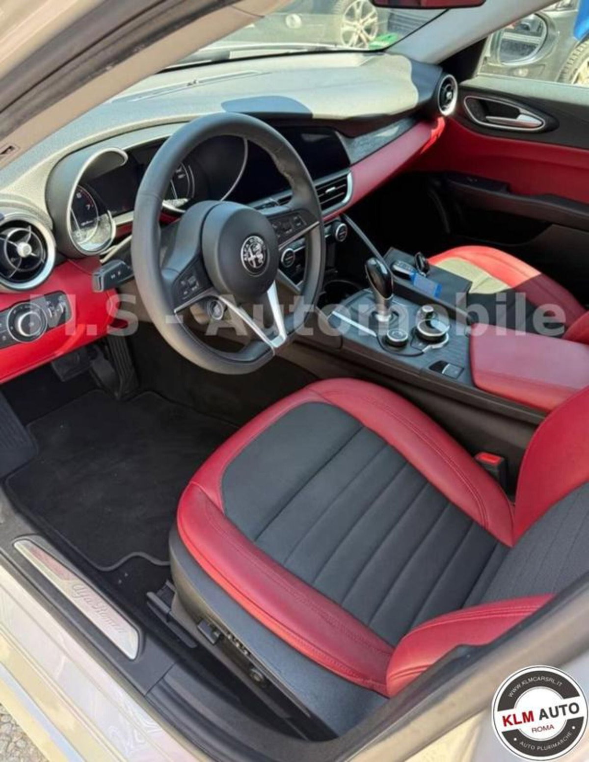 Alfa Romeo Giulia 2.0 Turbo 200 CV AT8 Executive (8)