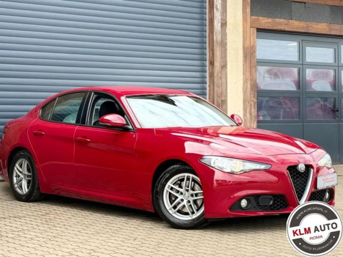 Alfa Romeo Giulia 2.0 Turbo 200 CV AT8 (8)