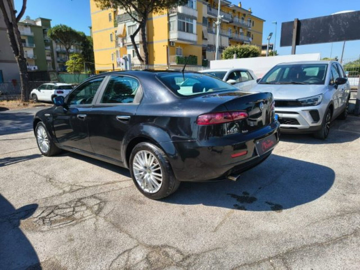 Alfa Romeo 159 1.9 JTDm 16V Distinctive (4)