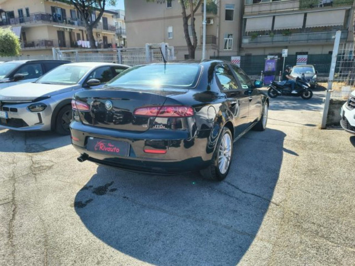 Alfa Romeo 159 1.9 JTDm 16V Distinctive (5)