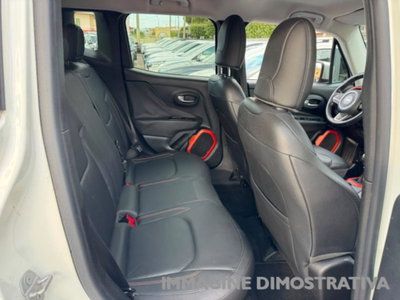 Jeep Renegade 2.0 Mjt 140CV 4WD Active Drive Limited (18)