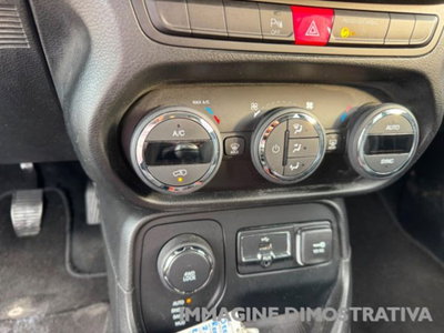 Jeep Renegade 2.0 Mjt 140CV 4WD Active Drive Limited (19)