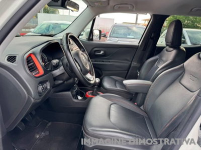 Jeep Renegade 2.0 Mjt 140CV 4WD Active Drive Limited (9)