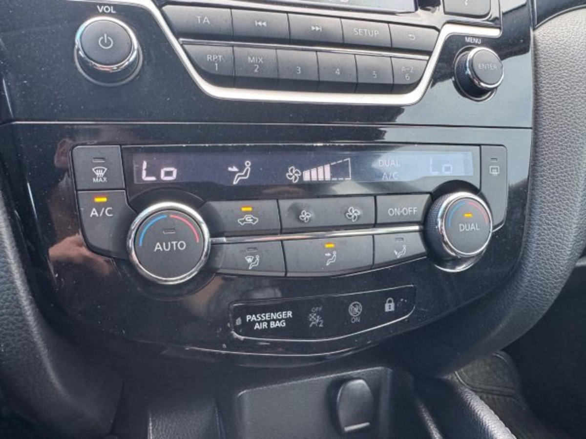 Nissan Qashqai 1.5 dCi Business (14)