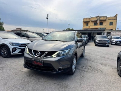 Nissan Qashqai 1.5 dCi Business (2)