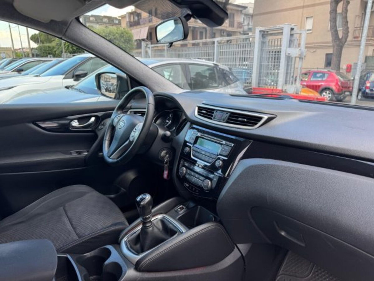 Nissan Qashqai 1.5 dCi Business (8)