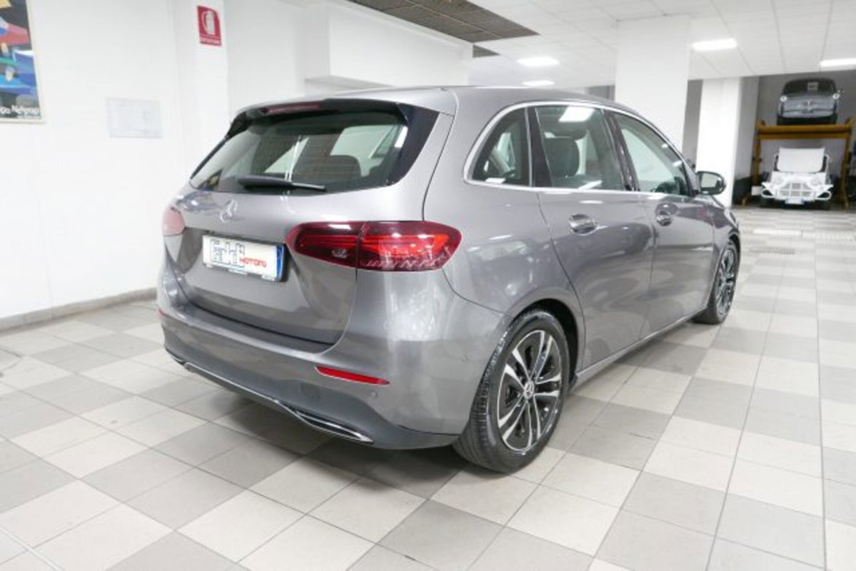 Mercedes-Benz Classe B 180 Progressive Advanced Plus auto (4)