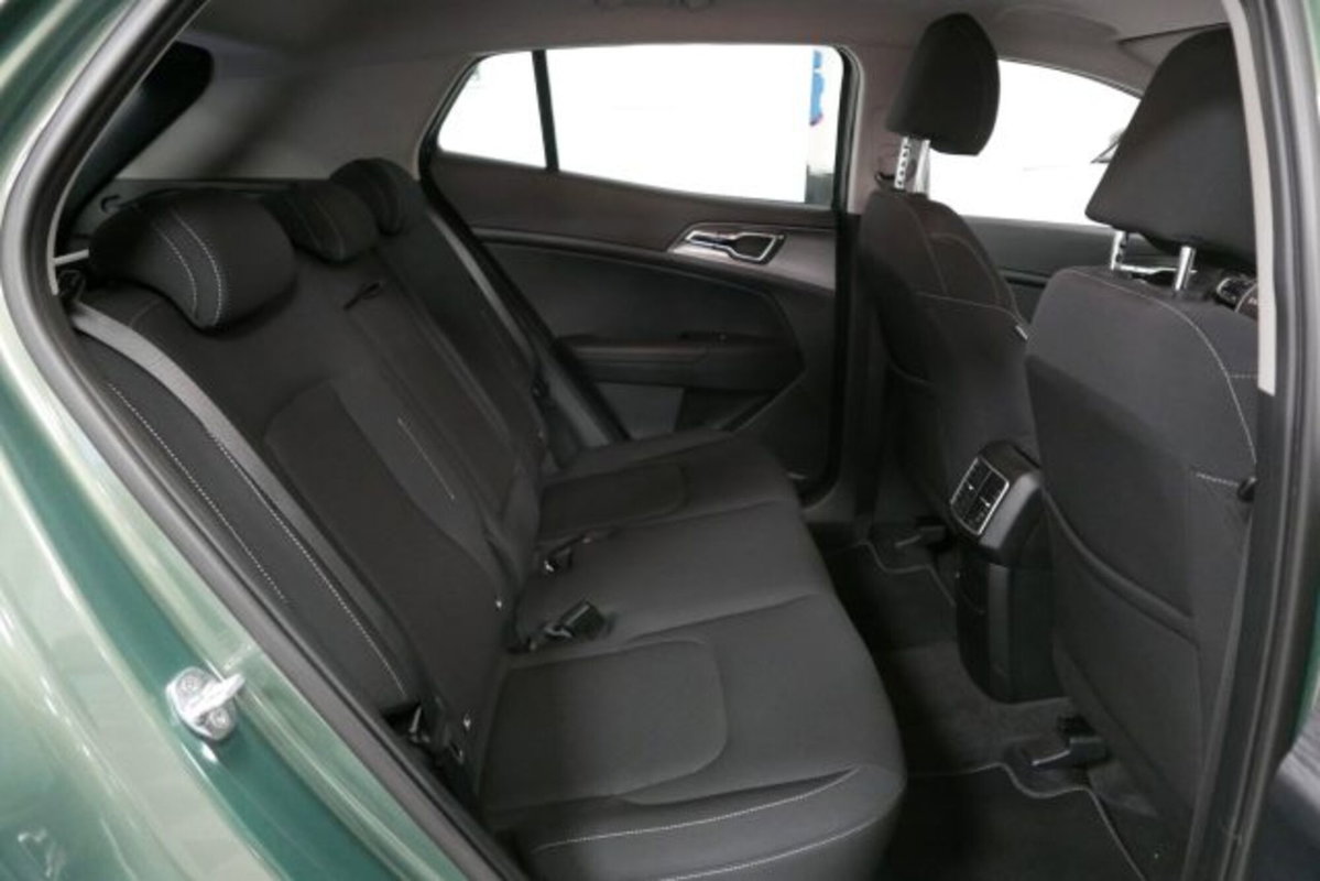 Kia Sportage 1.6 crdi mhev Business dct (10)