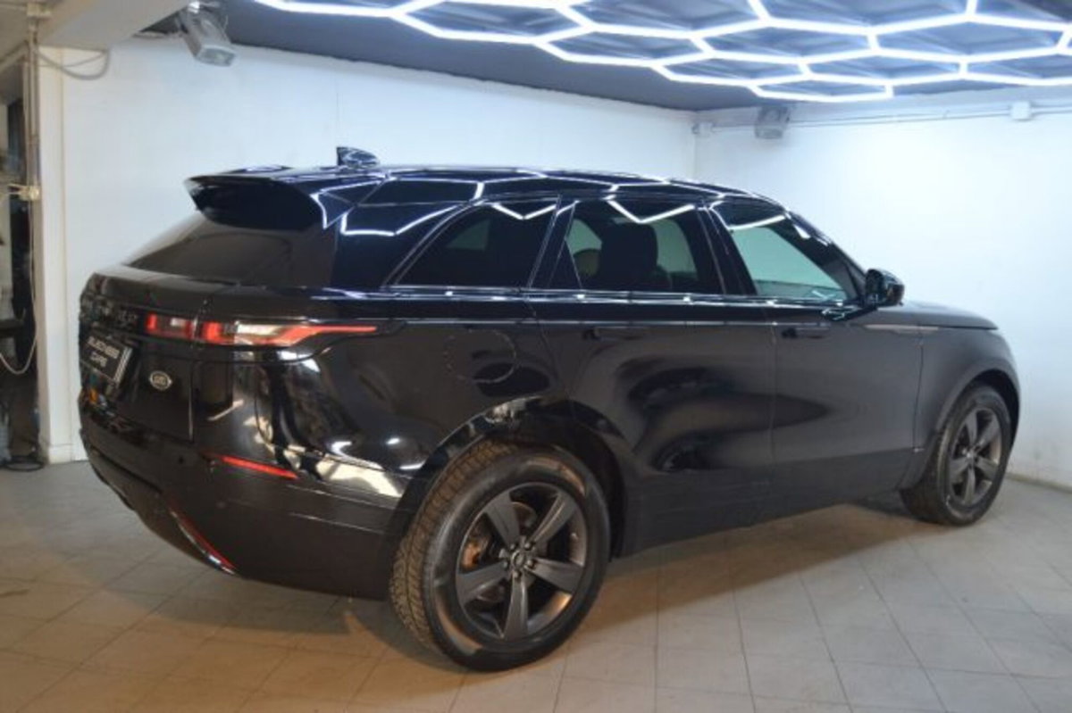Land Rover Range Rover Velar 2.0D I4 180 CV R-Dynamic HSE (4)