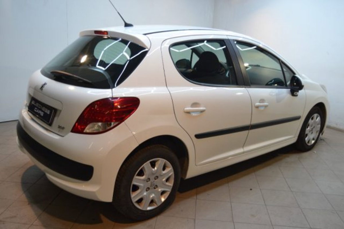 Peugeot 207 8V 75CV 5p. Energie ECO GPL (3)