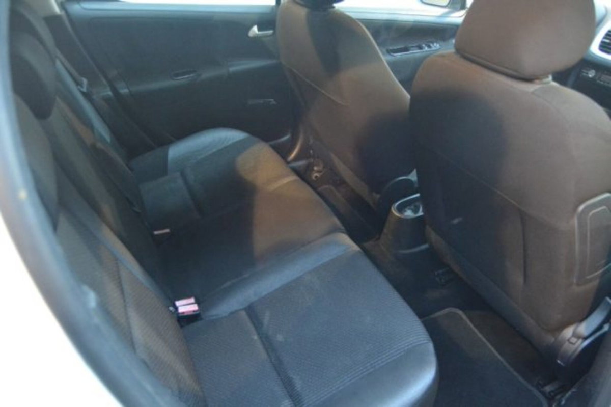 Peugeot 207 8V 75CV 5p. Energie ECO GPL (5)