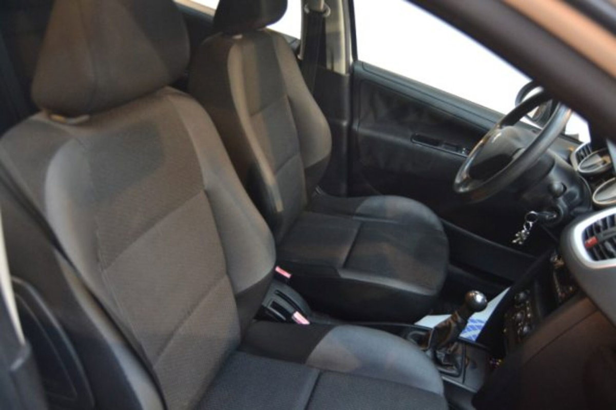 Peugeot 207 8V 75CV 5p. Energie ECO GPL (7)