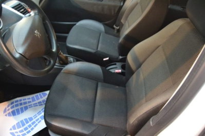 Peugeot 207 8V 75CV 5p. Energie ECO GPL (9)