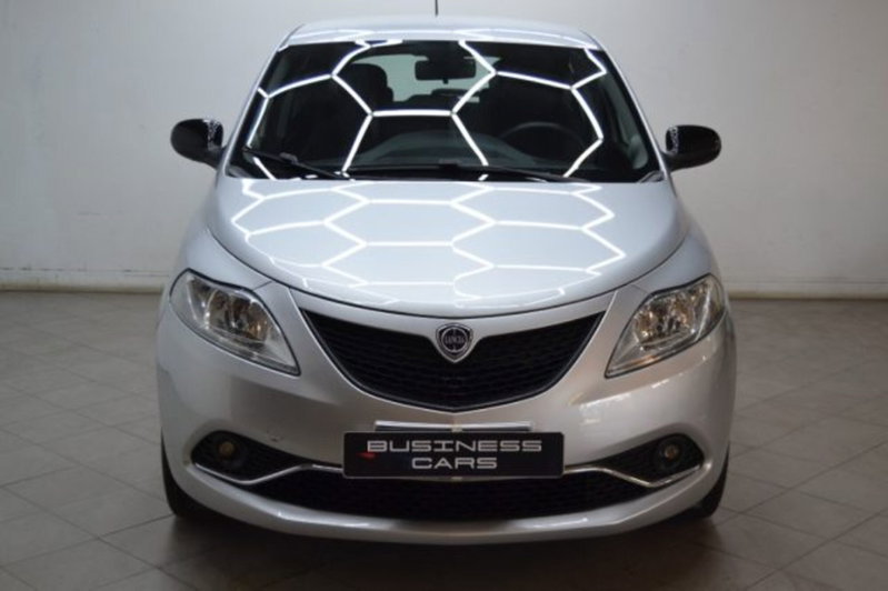 Lancia Ypsilon 1.0 FireFly 5 porte S&S Hybrid Ecochic Gold