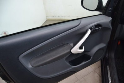Ford Ka 1.2 8V 69 CV Bz.-GPL (10)