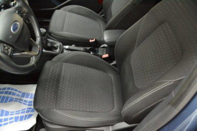 Ford Fiesta 1.1 75 CV GPL 5 porte (12)