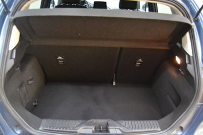 Ford Fiesta 1.1 75 CV GPL 5 porte (5)