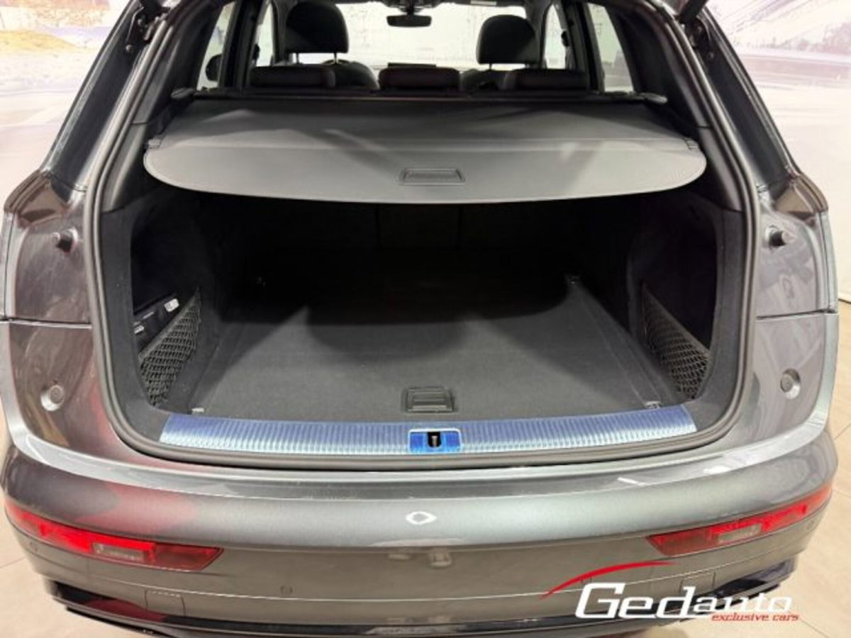 Audi Q5 40 TDI 204 CV quattro S tronic S line plus (10)